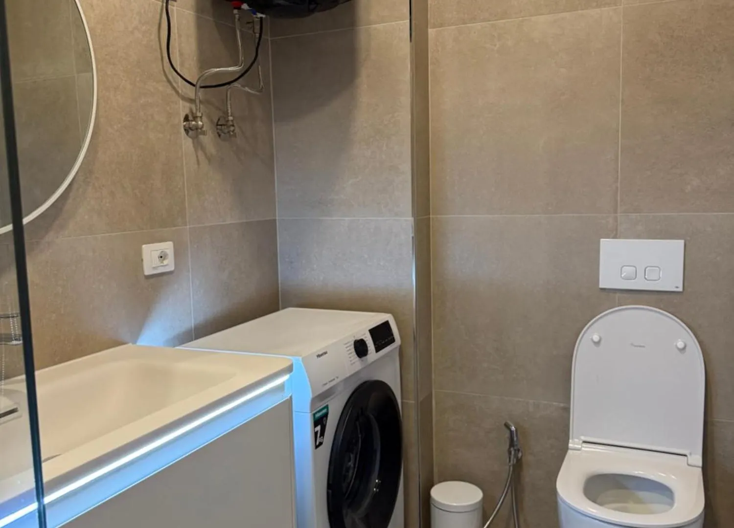 Radhime Luxury Apartments Sleeps 5 Orikum